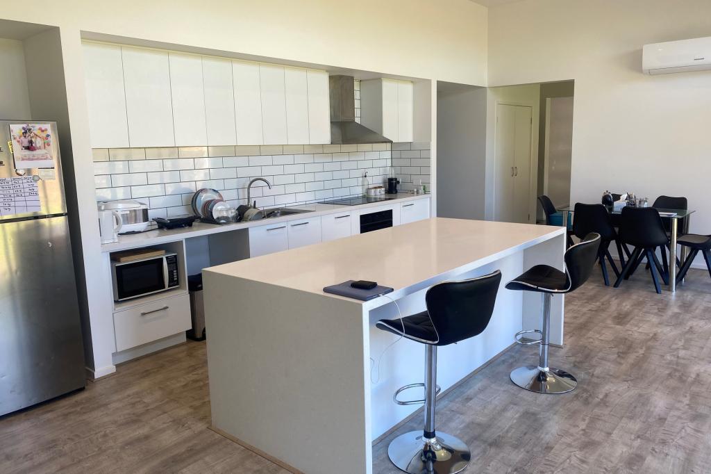 27a Hazel Rd, Kalimna, VIC 3909