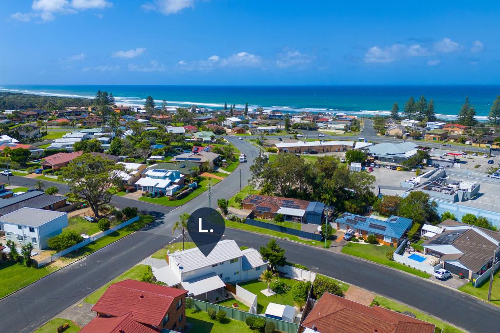 14 Ernest St, Lake Cathie, NSW 2445