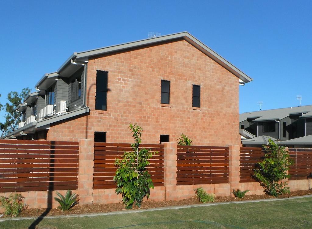 4/8-10 Lambert Dr, Moranbah, QLD 4744