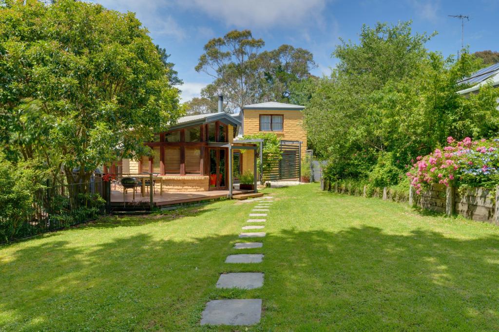 13 EASTER ST, LEURA, NSW 2780