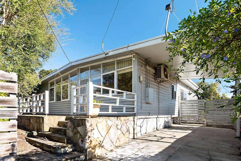 17 Coprosma Ave, Frankston, VIC 3199