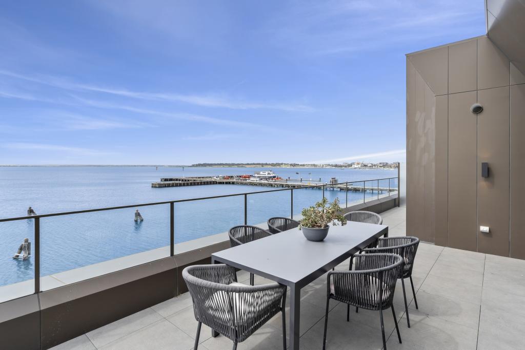 201/20 Lady Nelson Dr, Rippleside, VIC 3215