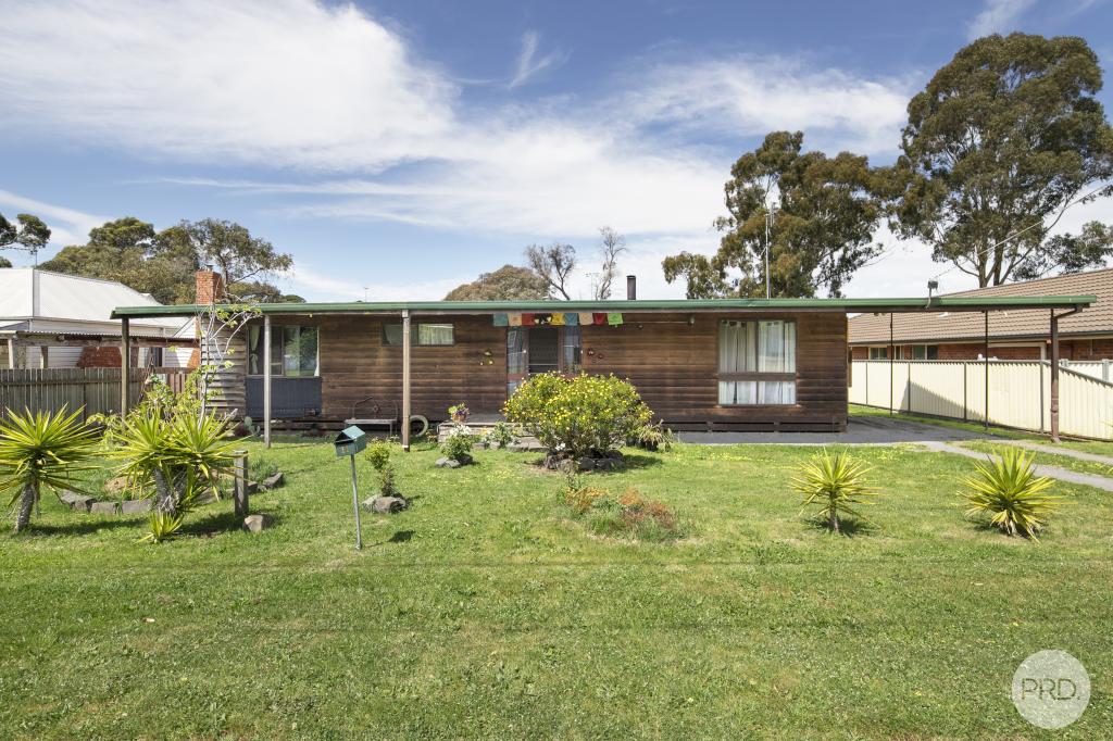 14 Elizabeth Rd, Creswick, VIC 3363