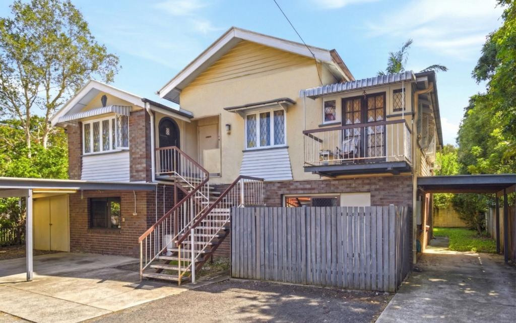 45 Fenton St, Fairfield, QLD 4103