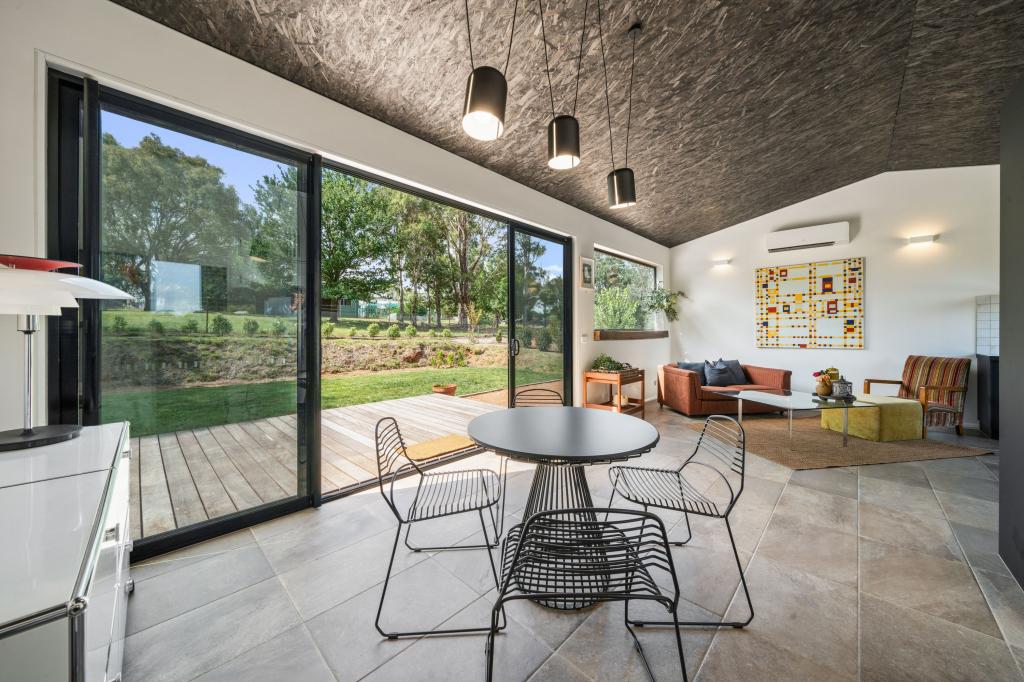 24 Lot St, Gundaroo, NSW 2620