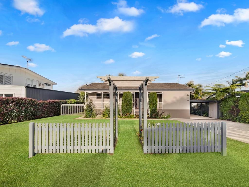 13 Bairnsdale St W, Buderim, QLD 4556