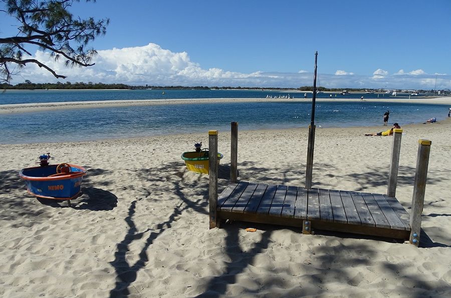 Contact Agent For Address, Labrador, QLD 4215