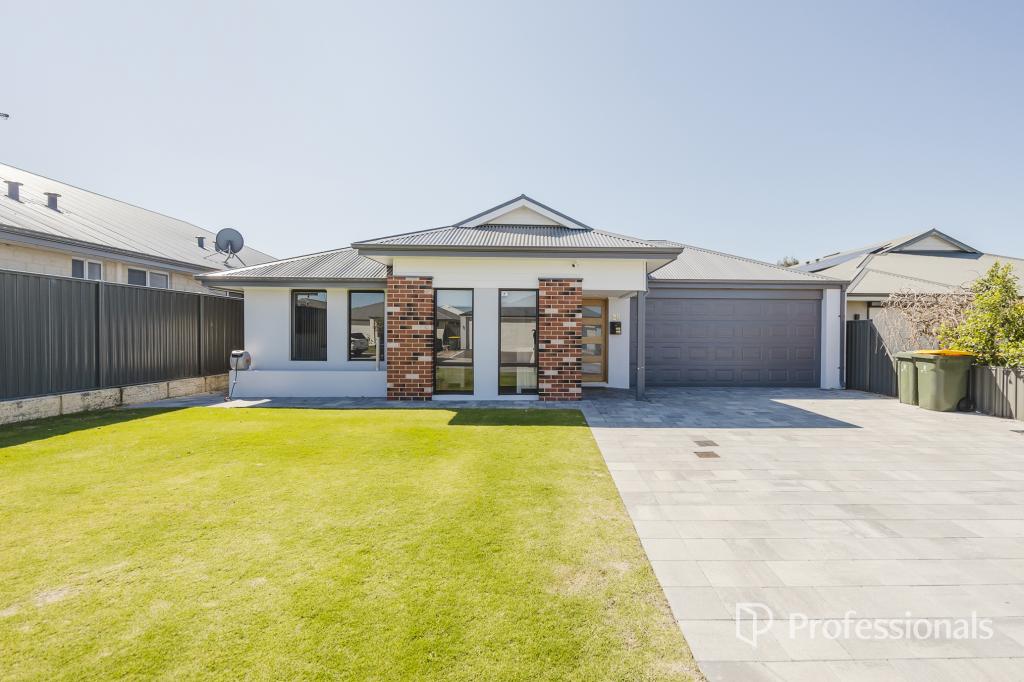 26 Moorland Cres, The Vines, WA 6069