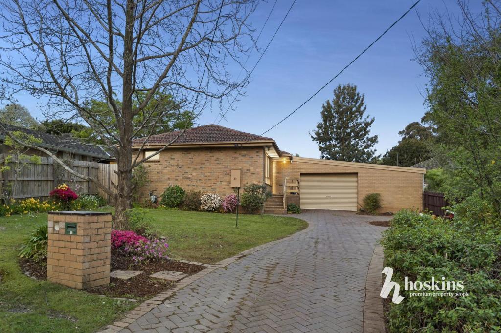 13 Park Hill Dr, Ringwood North, VIC 3134