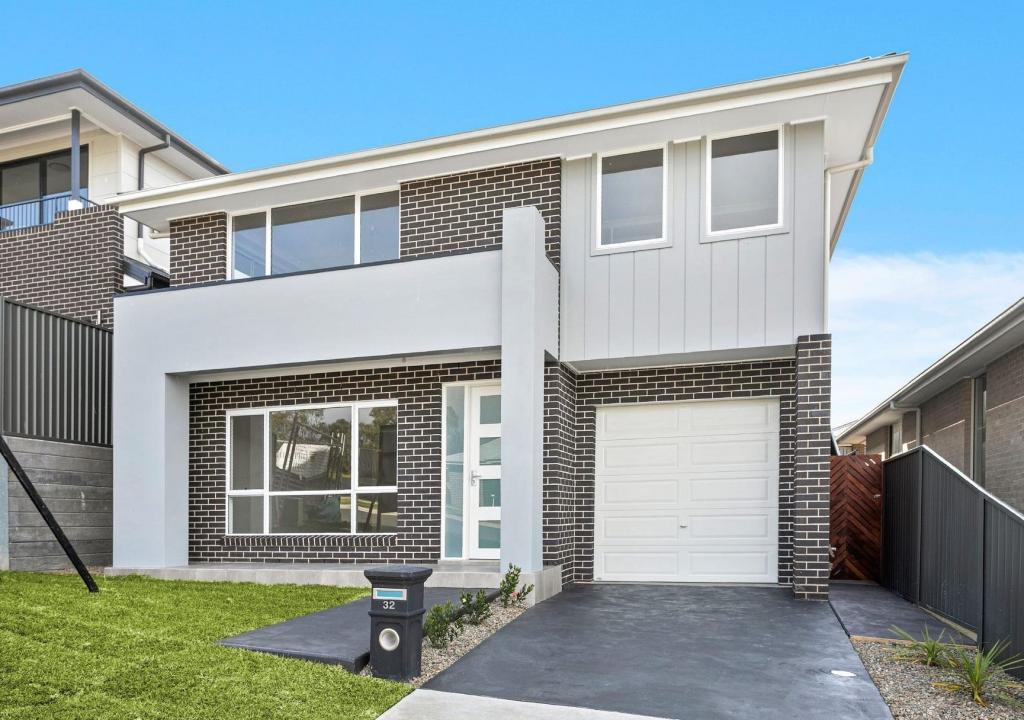 32 Butterfactory Dr, Calderwood, NSW 2527