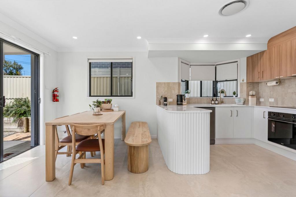 5 View St, The Entrance, NSW 2261