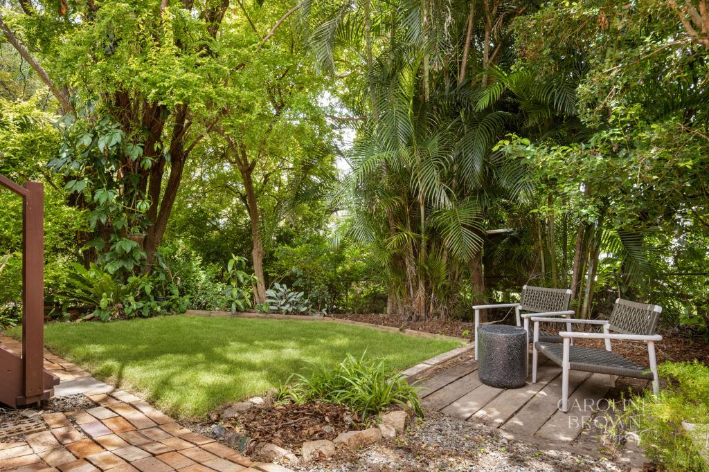 21 Beatrice St, Bardon, QLD 4065