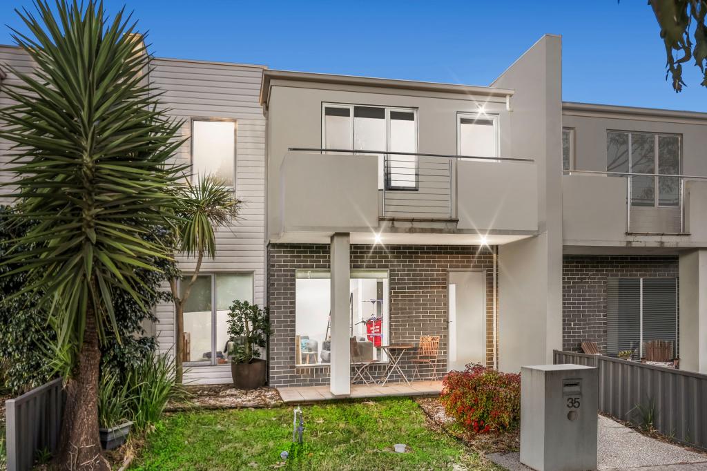 35 Parkes Way, Burnside Heights, VIC 3023