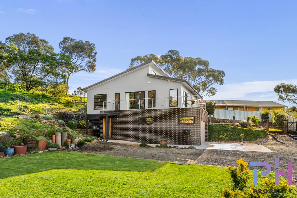 1 Sturton St, Long Gully, VIC 3550