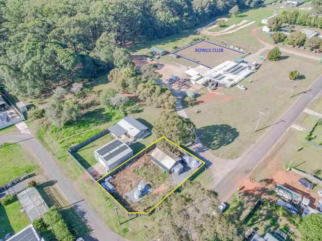 16 Plantation St, Russell Island, QLD 4184