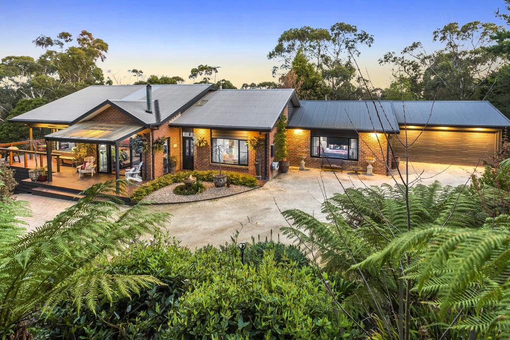 28 Cheniston Rd, Mount Macedon, VIC 3441