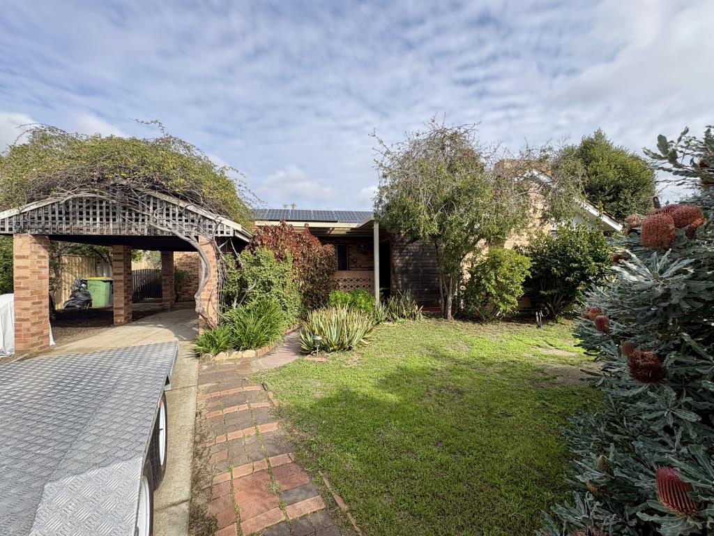 26 Wynyard Way, Thornlie, WA 6108
