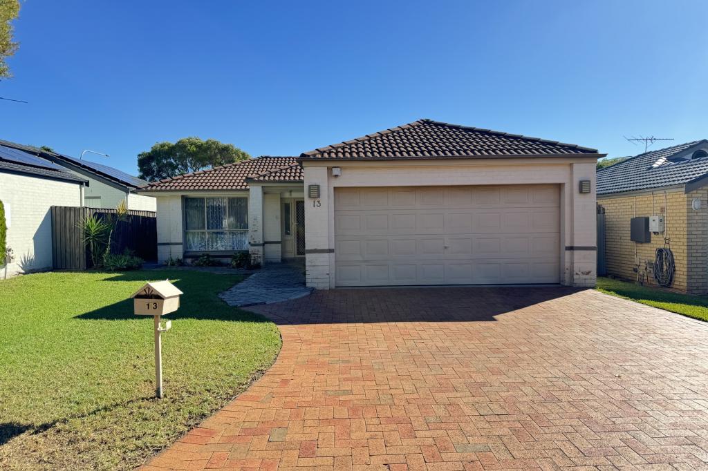 13 Magnolia Cl, Casula, NSW 2170