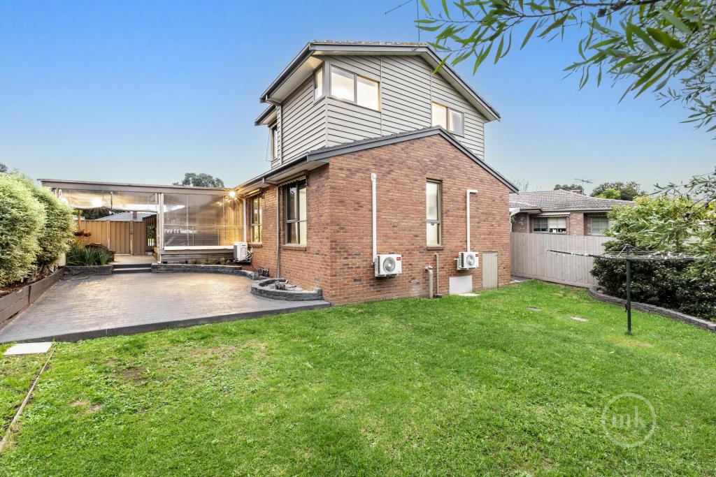 16 Parry Rd, Eltham North, VIC 3095