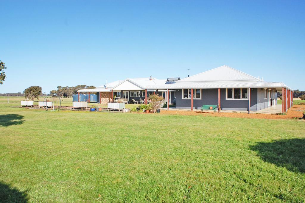 1947 Dunn Rock Rd, Condingup, WA 6450