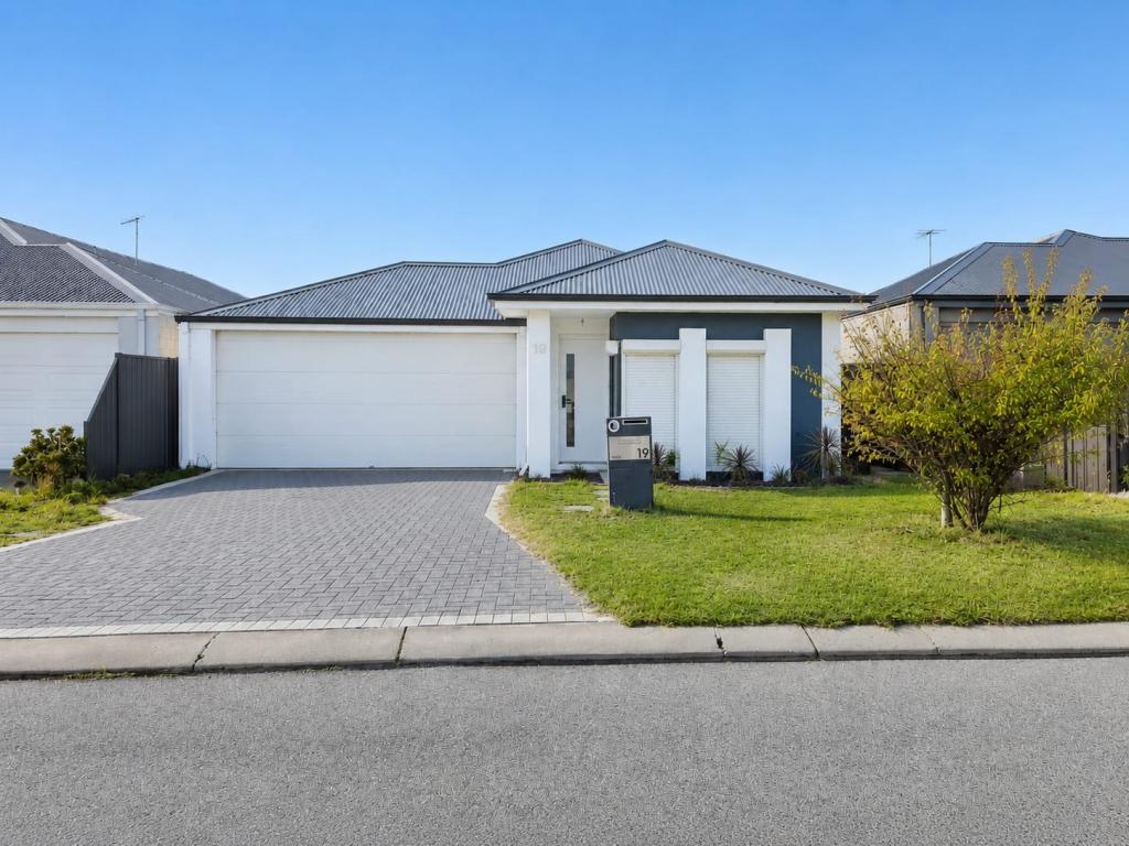 19 Mosley St, Hilbert, WA 6112