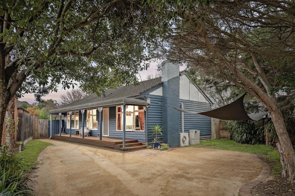 27 Airlie Gr, Seaford, VIC 3198