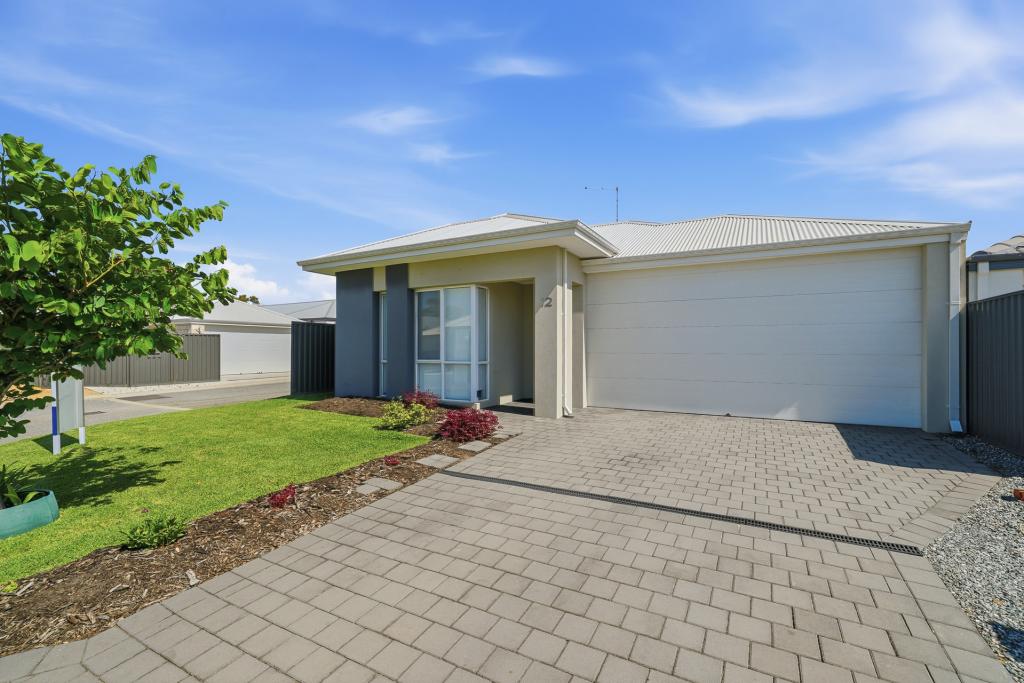 12 Pavarotti Vsta, Hammond Park, WA 6164