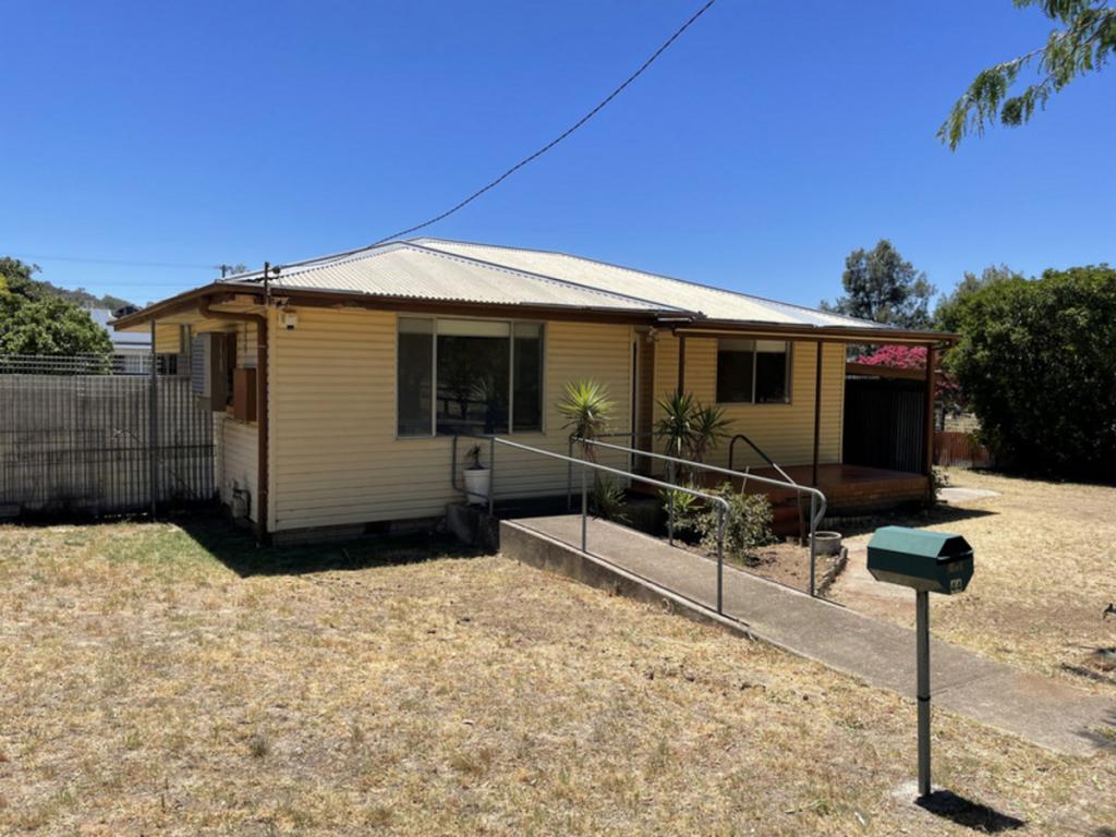 44 Parkes St, Cowra, NSW 2794