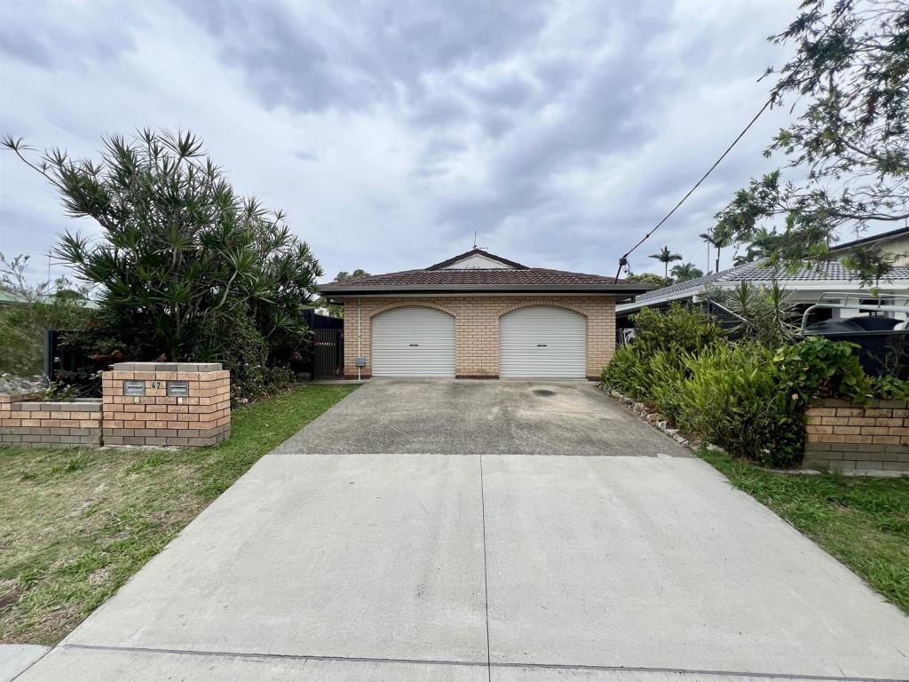 2/42 MIAMI SHORE PDE, MIAMI, QLD 4220