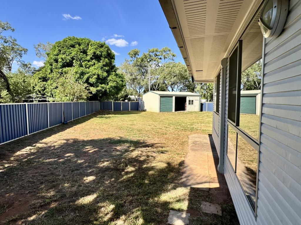 12 HARRIS CT, MORANBAH, QLD 4744