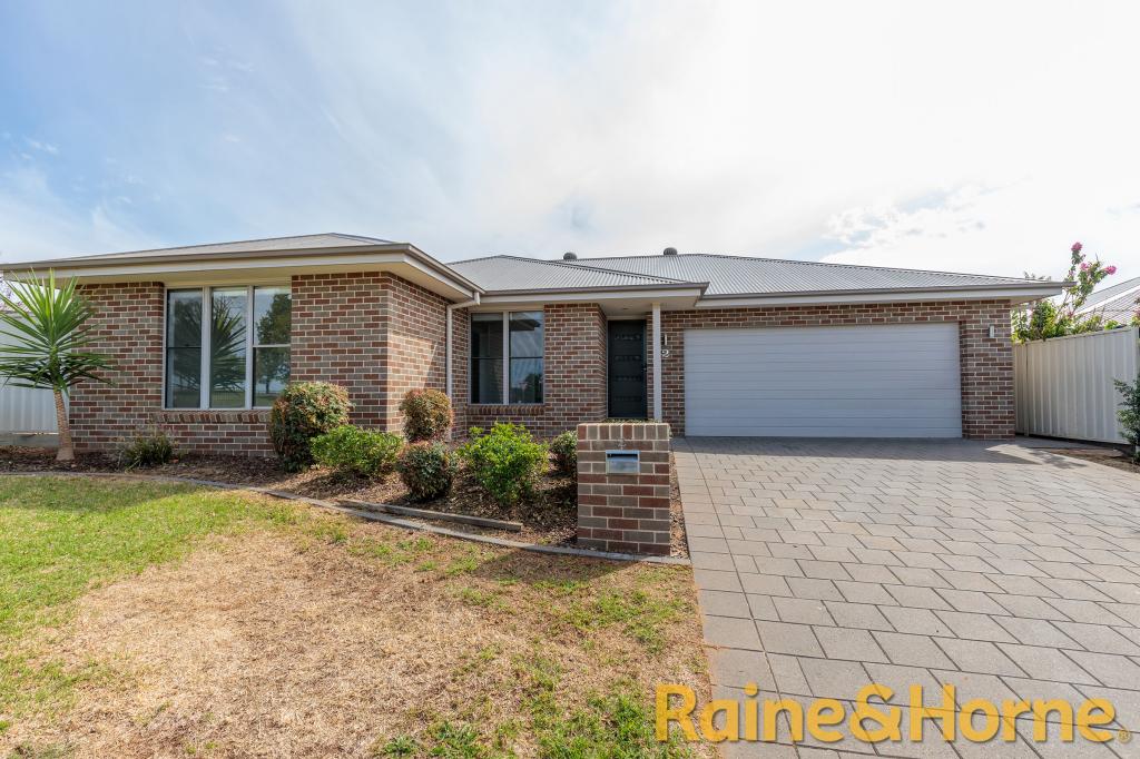 2 Ebor Way, Dubbo, NSW 2830