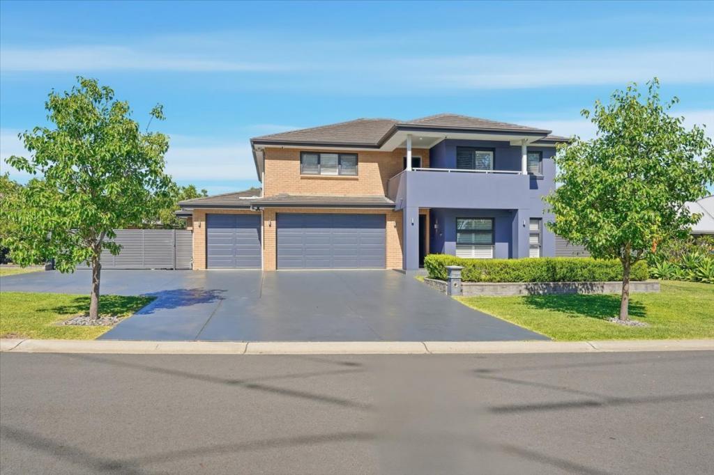 22 Daley Loop, Harrington Park, NSW 2567
