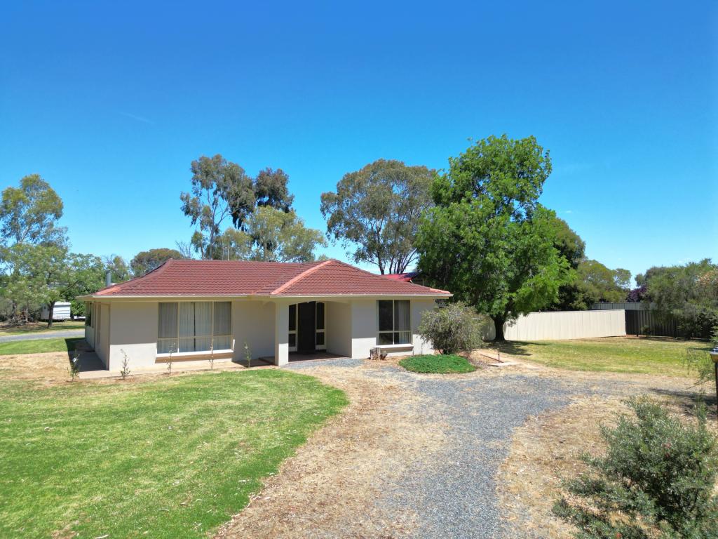 19 Catona Cres, Cobram, VIC 3644