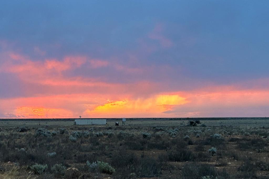 Eyre Hwy, Cocklebiddy, WA 6443