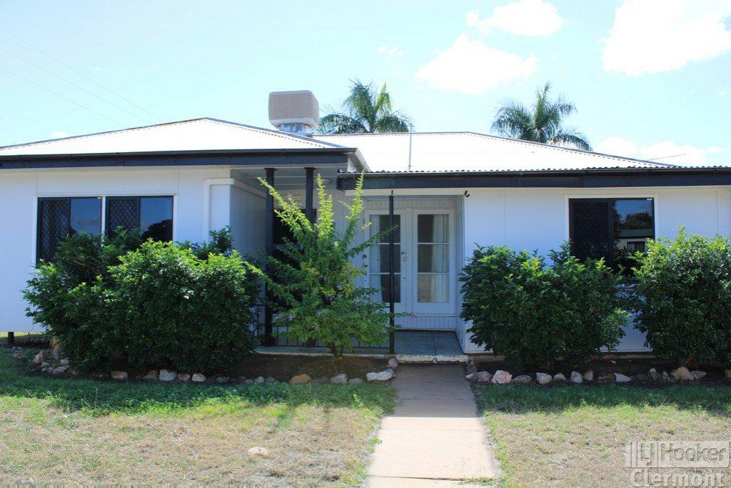 36 French St, Clermont, QLD 4721