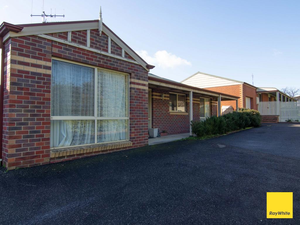 2/6 Glencoe St, Kennington, VIC 3550