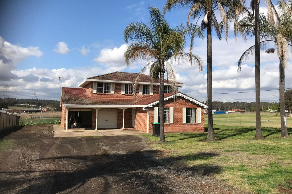 36 Salisbury Ave, Kemps Creek, NSW 2178