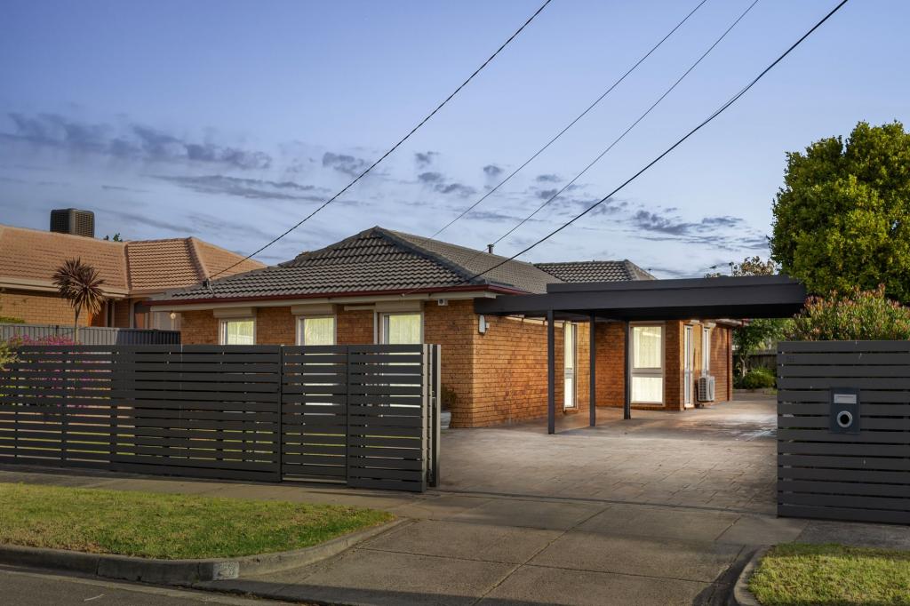 29 Bushland Ave, Clarinda, VIC 3169