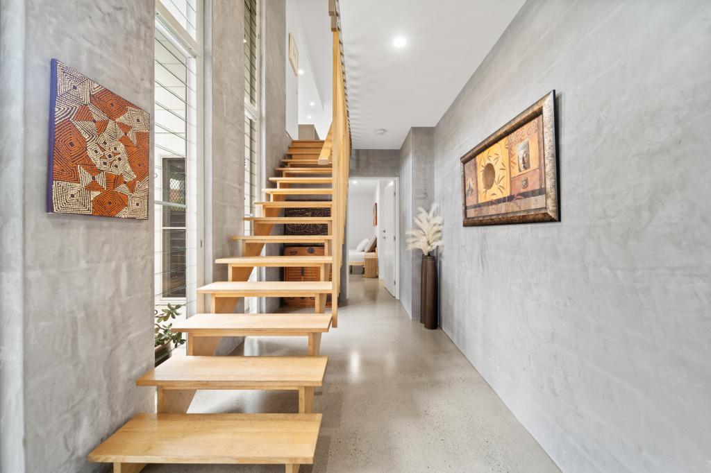 13 SUNRISE DR, MAROOCHYDORE, QLD 4558