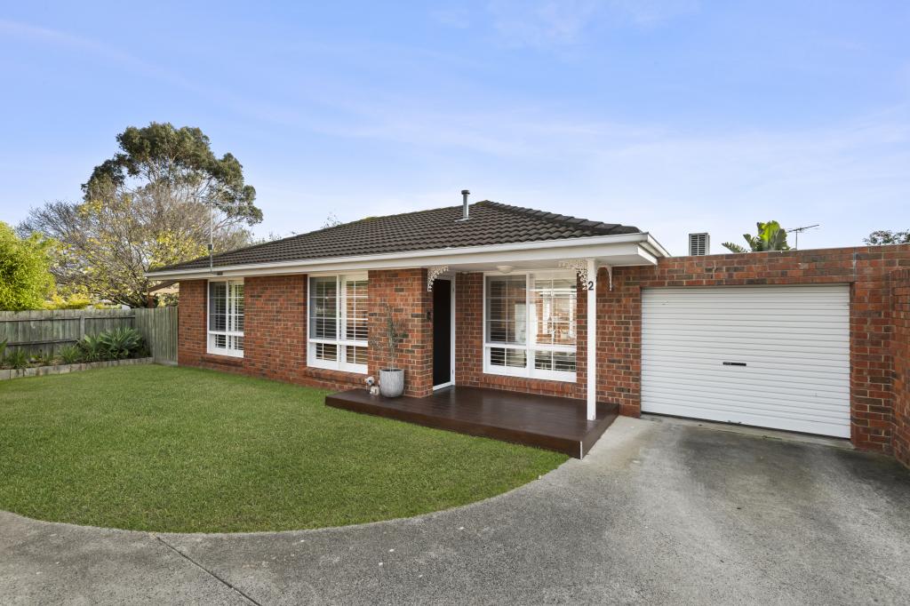 2/42-44 Burdoo Dr, Grovedale, VIC 3216