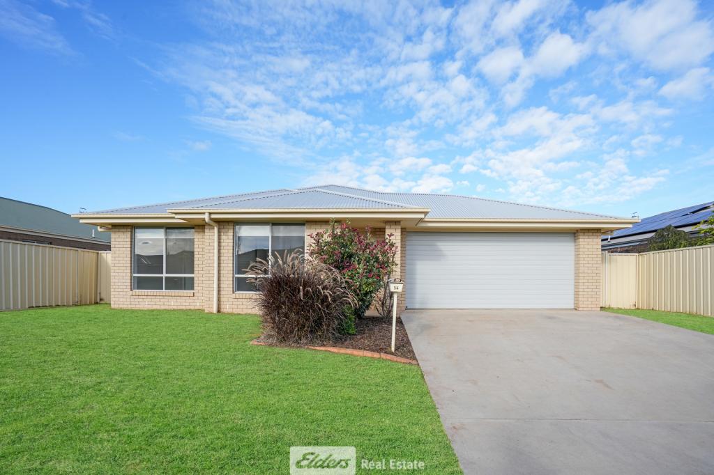 54 Madden Dr, Griffith, NSW 2680