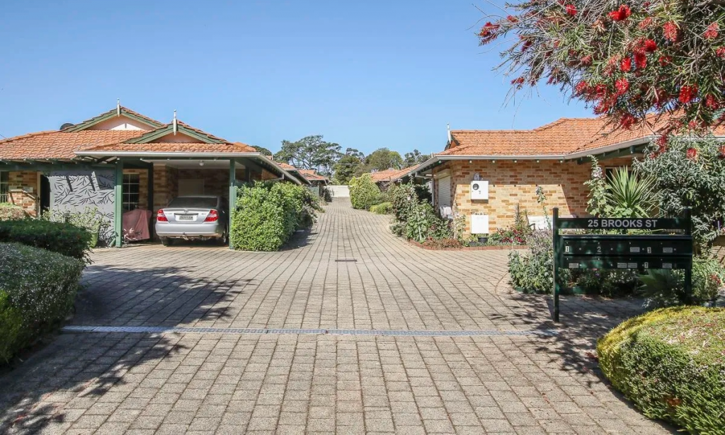 3/25 Brooks St, Kalamunda, WA 6076