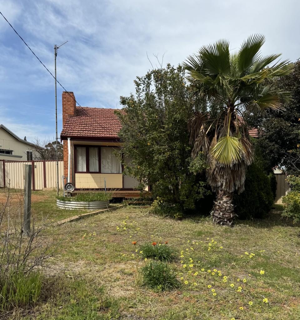 2 Camm St, Corrigin, WA 6375