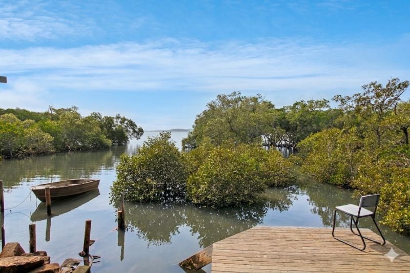 23 Beelong St, Macleay Island, QLD 4184