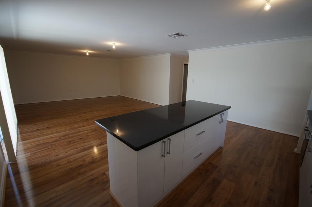 8c Dilton St, Elizabeth North, SA 5113