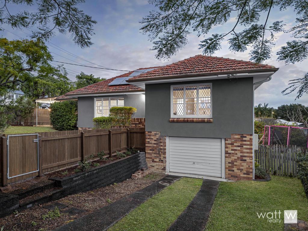 1 Roderick St, Wavell Heights, QLD 4012