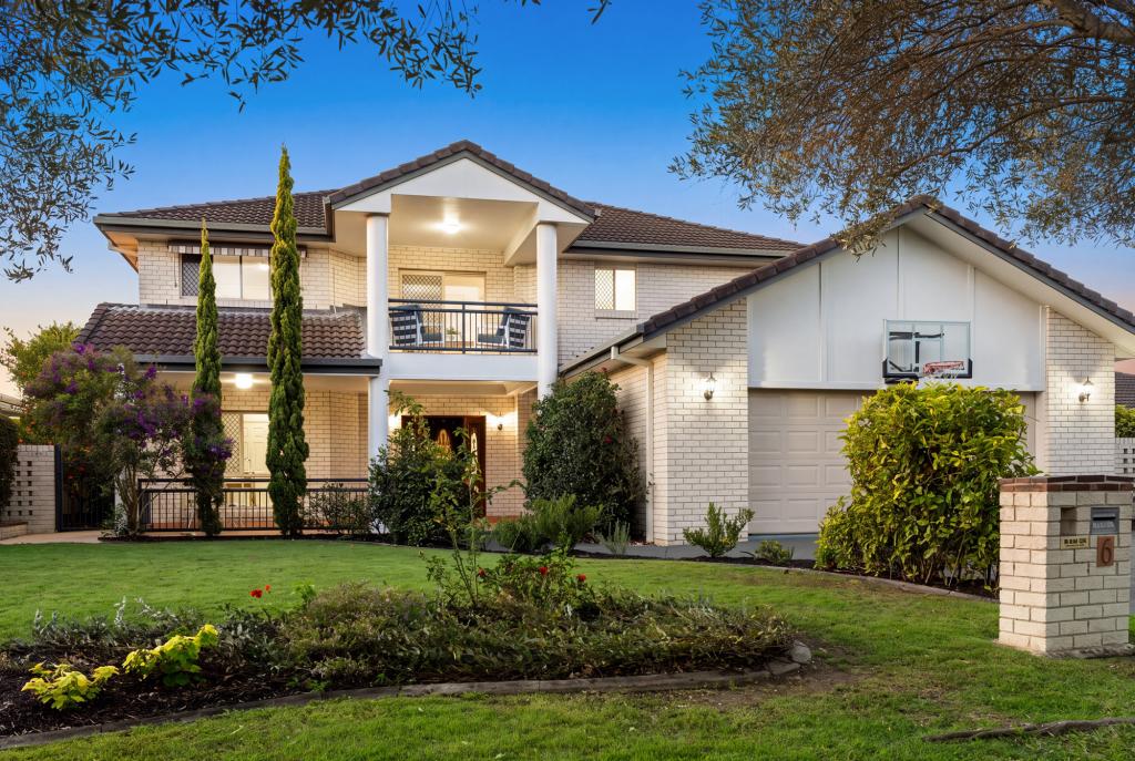 6 Stoddart Ct, Carindale, QLD 4152