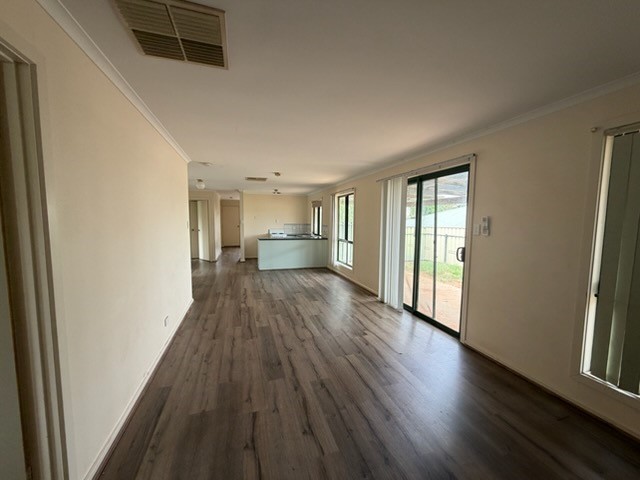 19a Maireana Cct, Roxby Downs, SA 5725