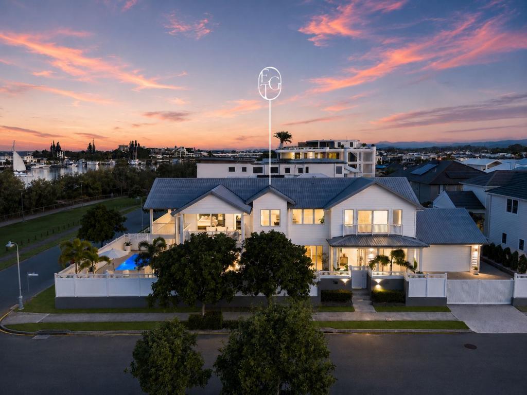 20 Oceania Way, Paradise Point, QLD 4216
