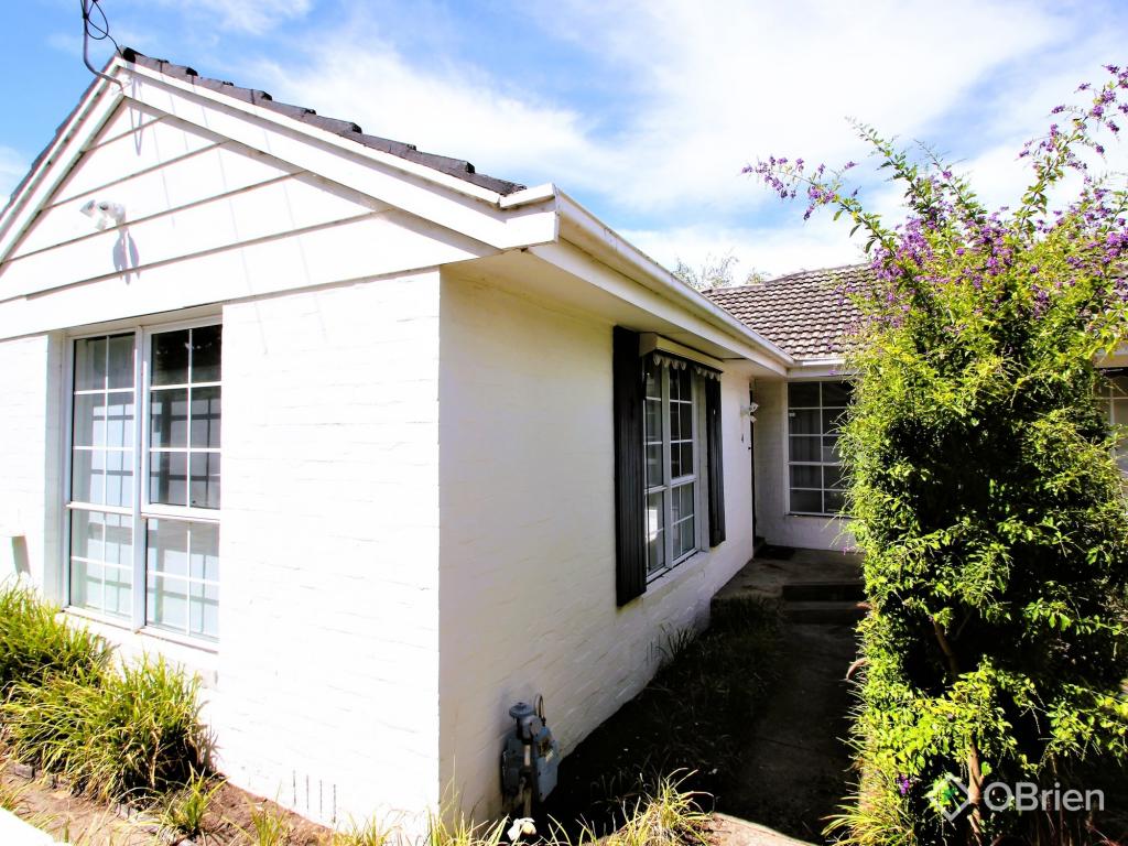 4/68 Wattle Valley Rd, Canterbury, VIC 3126